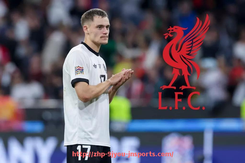 J9九游会登录入口-英超布莱顿球衣设计及球队特色介绍