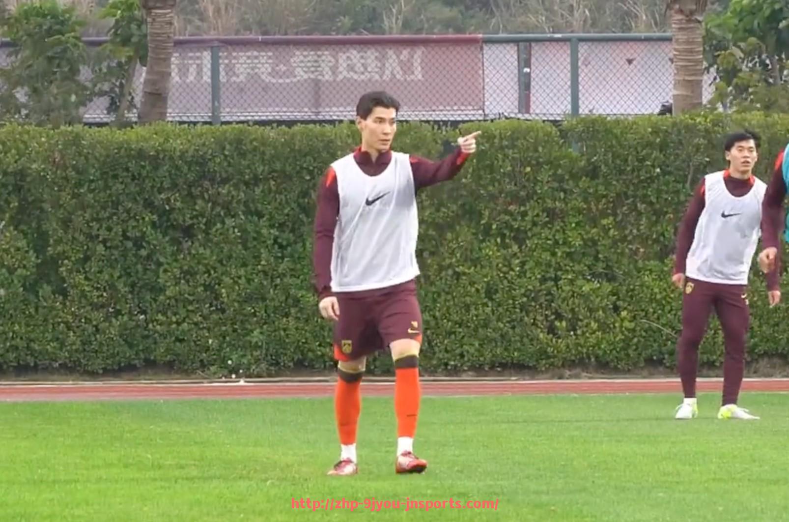 J9九游会登录入口-法甲外援2024-2025赛季转会市场动态及分析